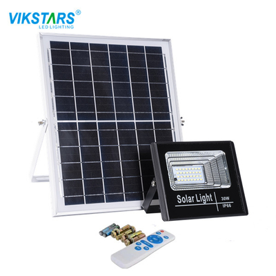 comprar Lâmpada de inundação solar IP66 do braço de alumínio 100w 200w 300w para a iluminação do jardim fabricação em linha